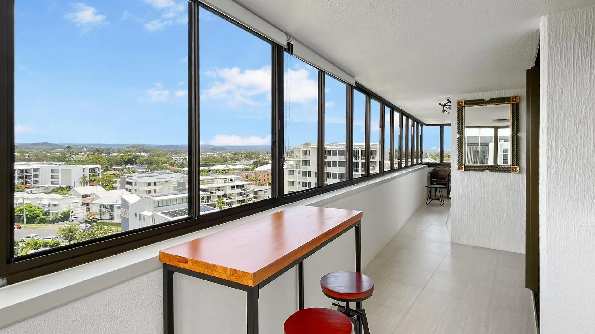 Apartamento Relaxing Escape: Pool, Tennis Court, Garden Terrace & Water Views Maroochydore